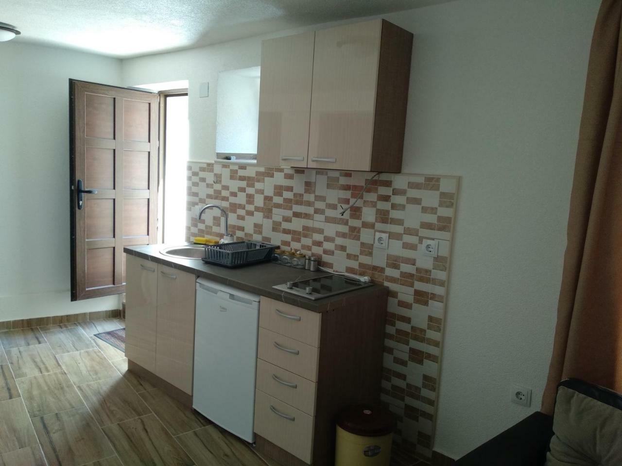 At George'S Apartments Ohrid Exterior foto